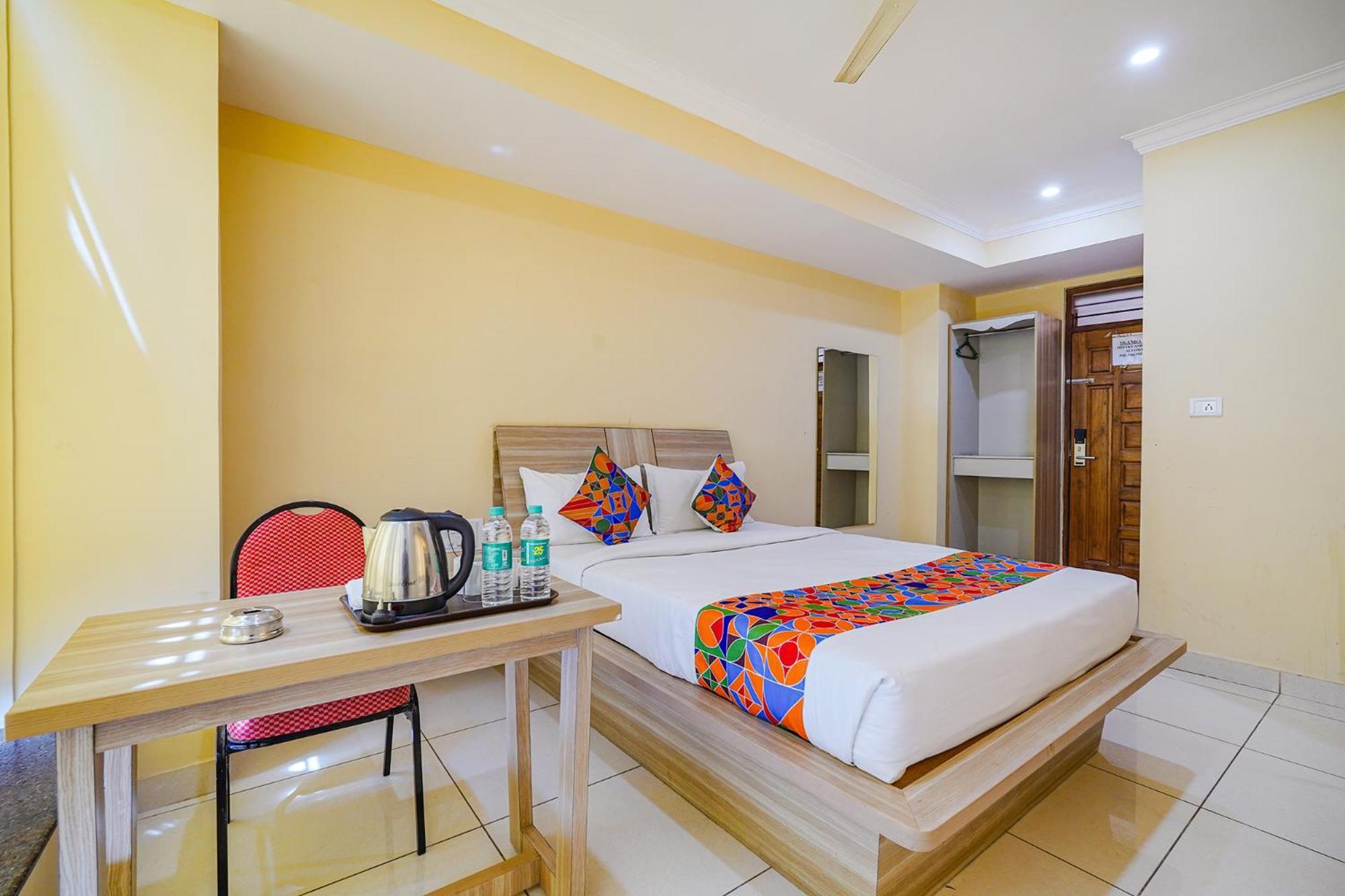 Fabhotel Bns Comforts Bangalore Exterior foto
